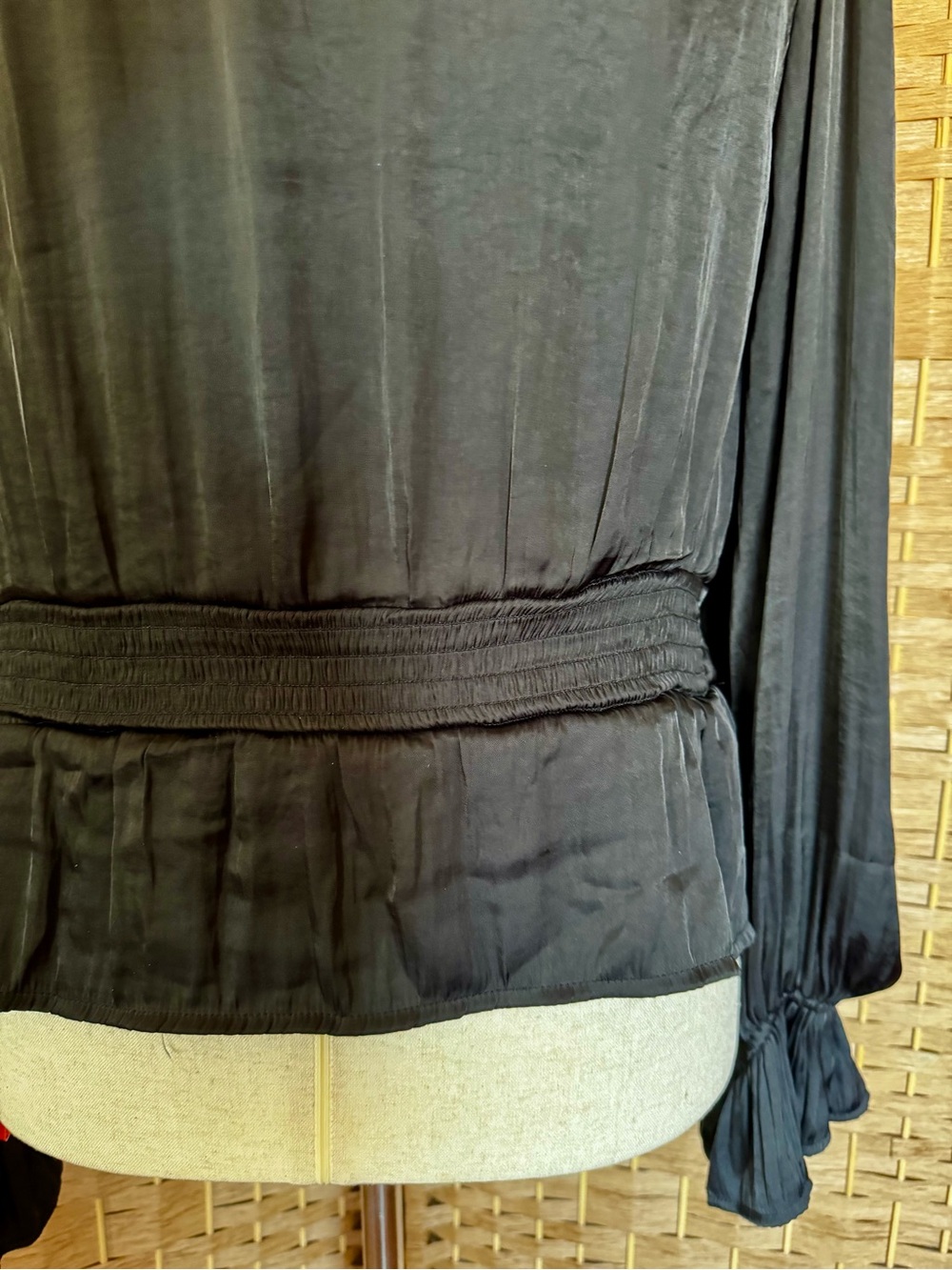 NWT GAP black shadow stripe peplum top  XL - Picture 9 of 14